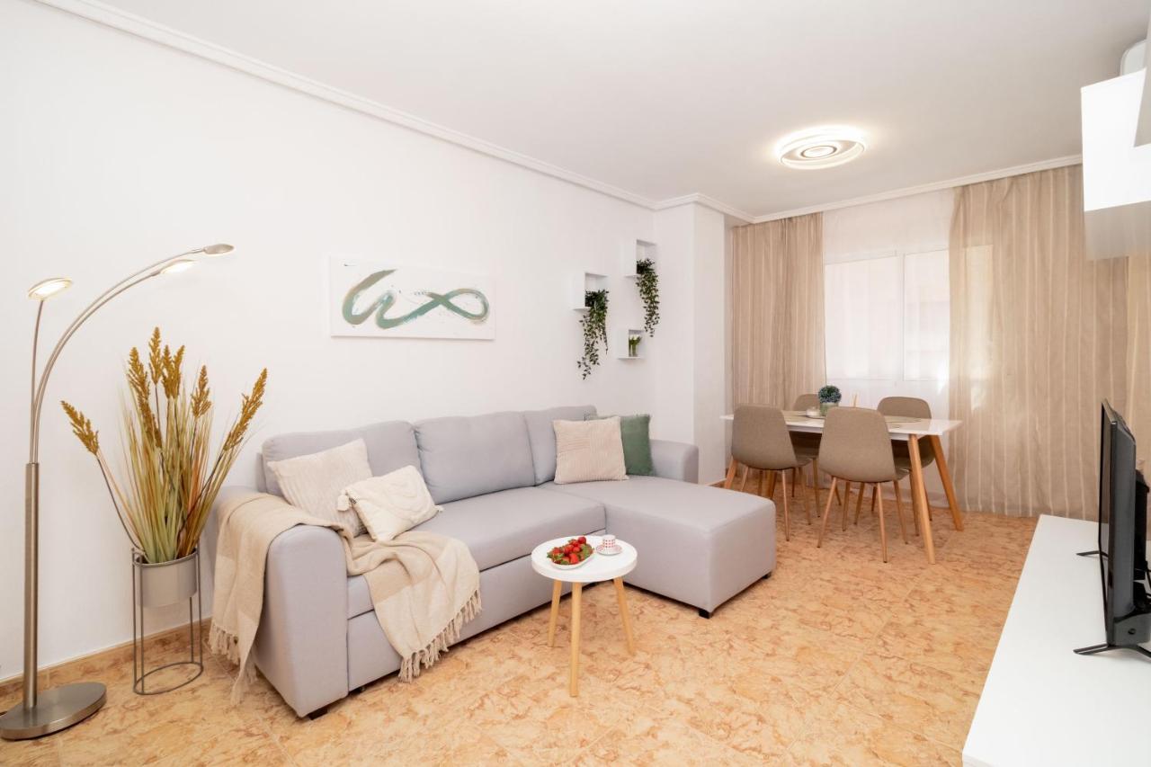 Apartamento Piso En El Centro Torrevieja Exterior foto