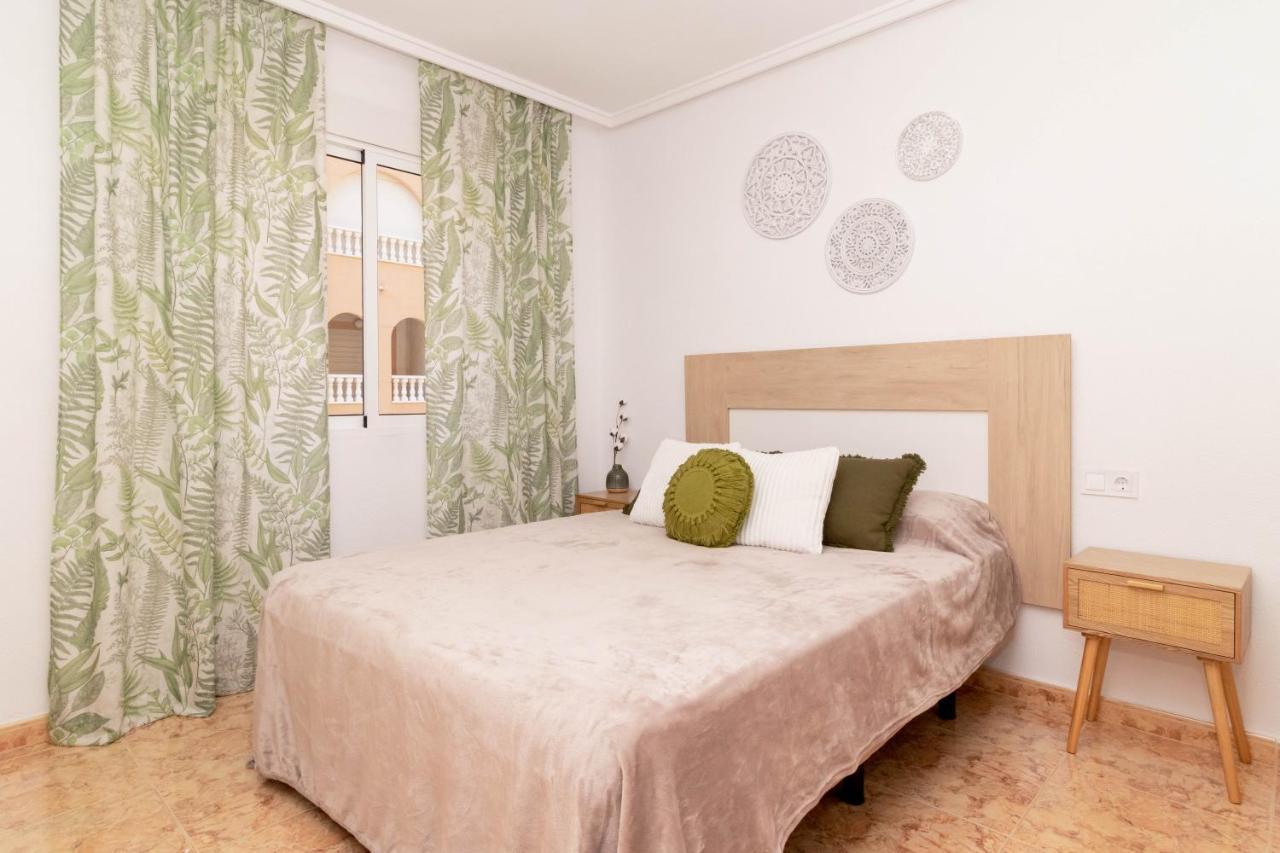 Apartamento Piso En El Centro Torrevieja Exterior foto