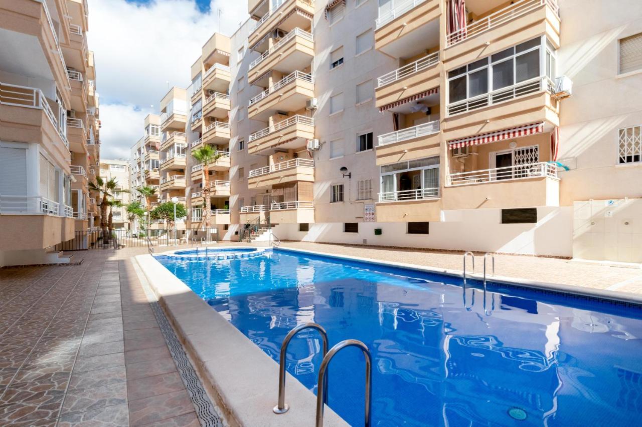 Apartamento Piso En El Centro Torrevieja Exterior foto